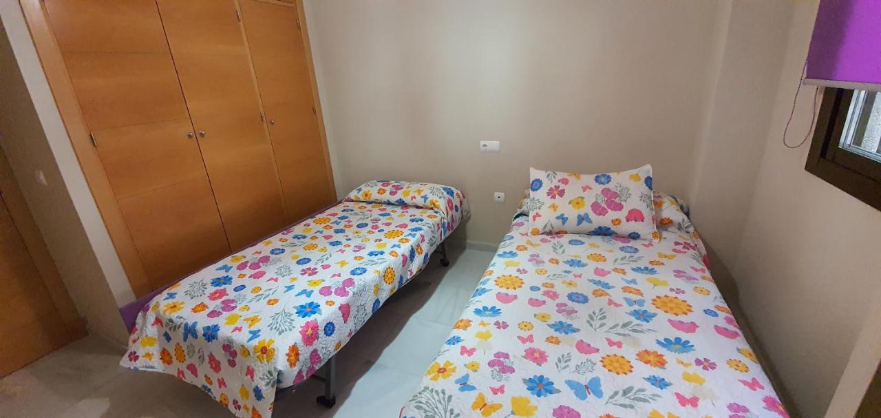 Apartamento Ciudad De Рота Екстериор снимка