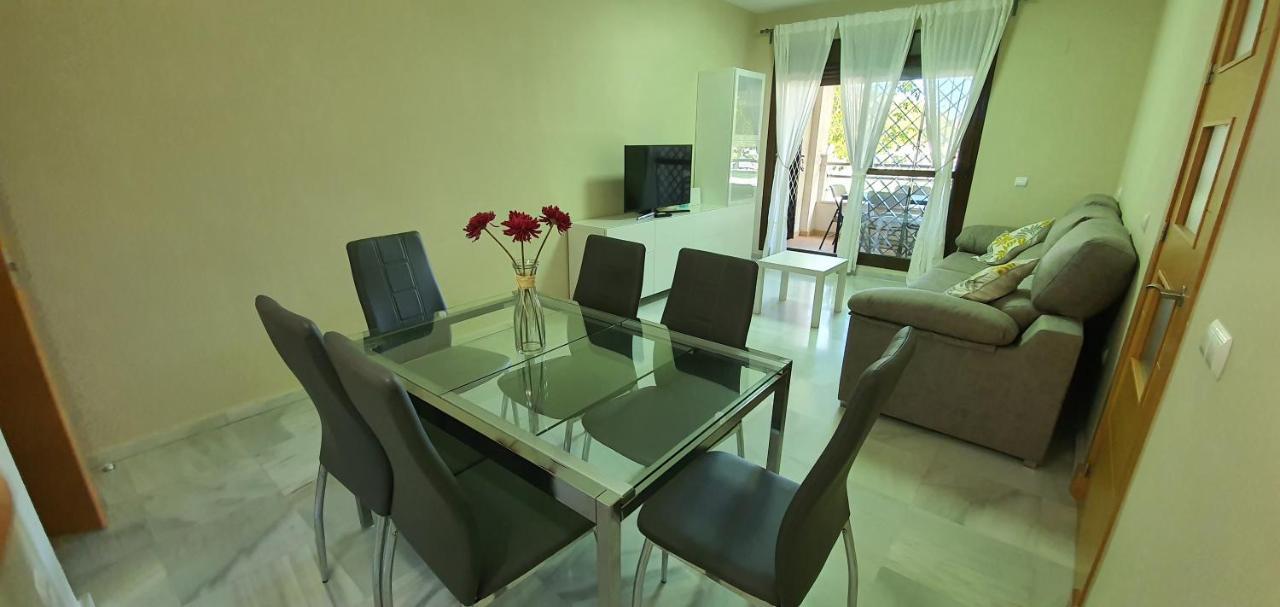 Apartamento Ciudad De Рота Екстериор снимка